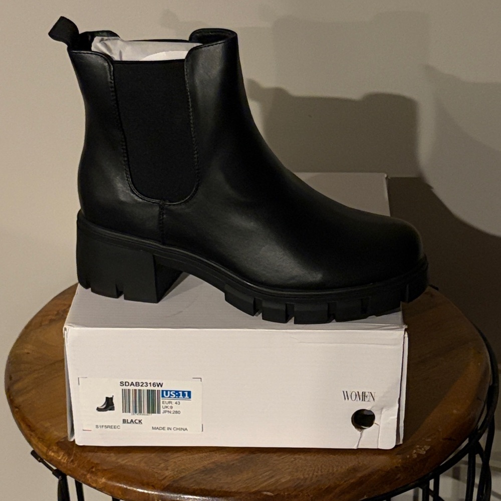 Dream Pairs Black Chunky Ankle Boots